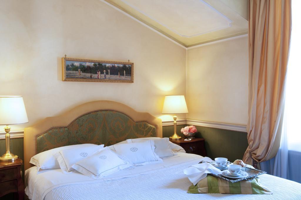 Petit Palais Hotel De Charme Milán Pokoj fotografie